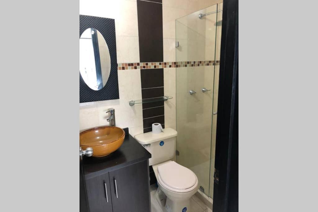 Apartamento Amoblado Con Excelente Ubicacion Pereira Exteriör bild